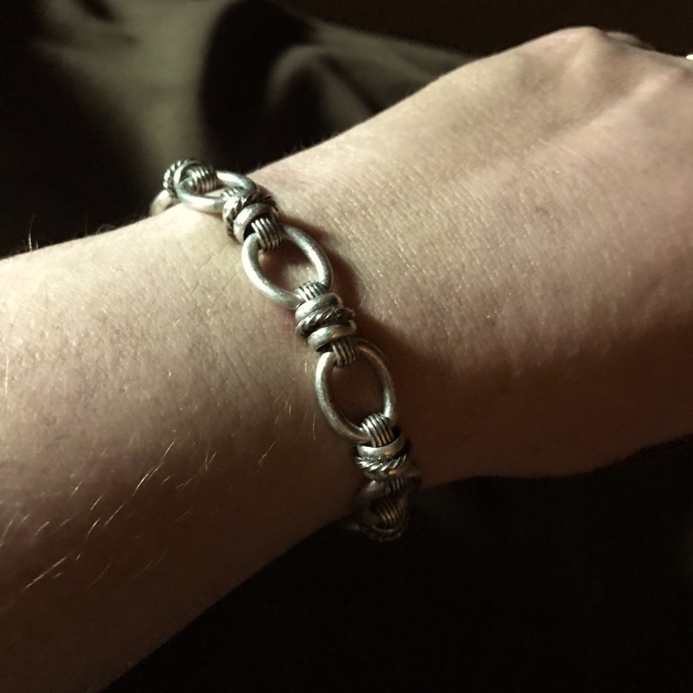 Lucky Brand Charm Bracelet Peace Sign & Toggle - Picture 2 of 5